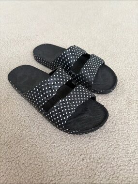 Women’s Black Polka Dot Double-Strap Slide Sandals